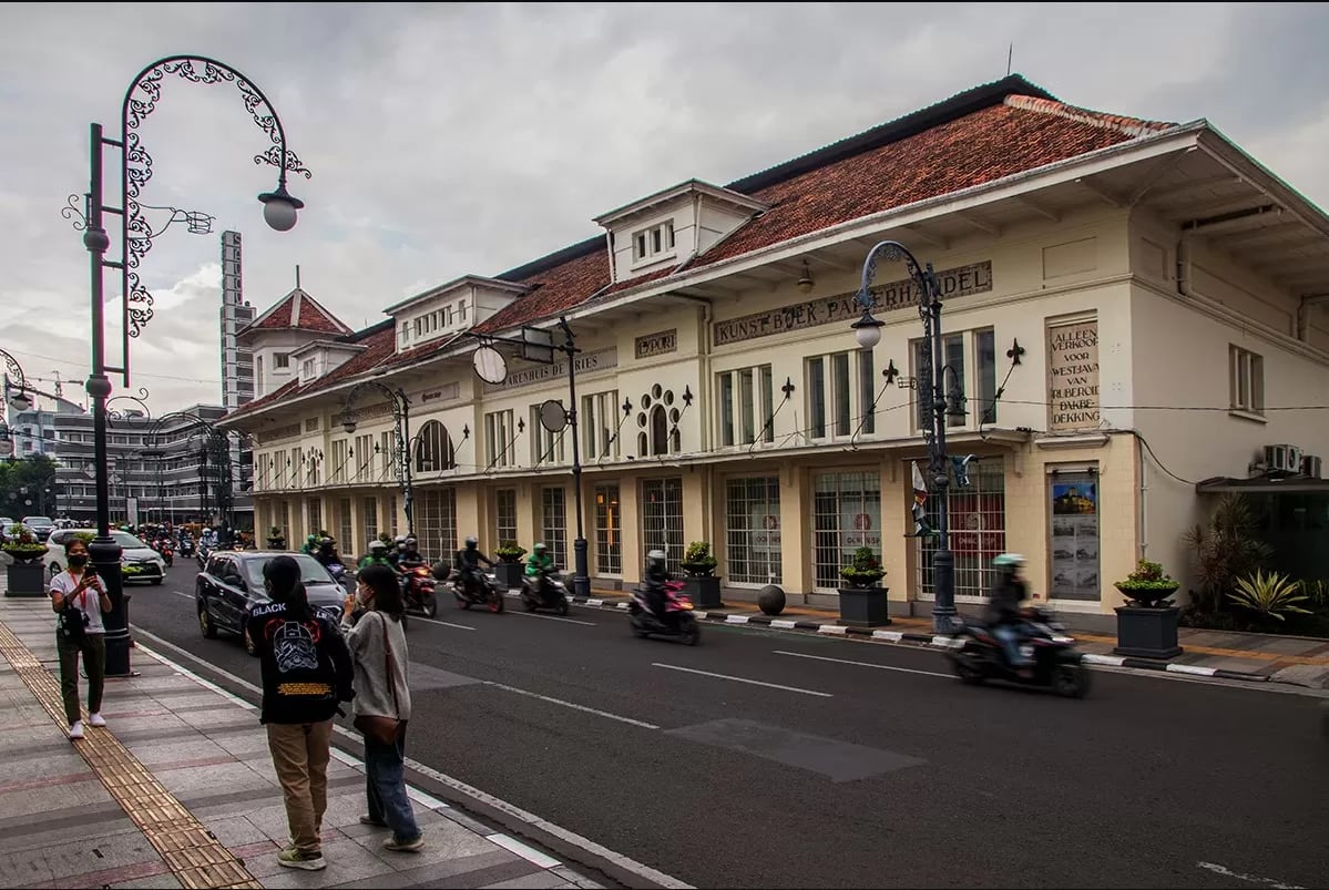 Bandung: Lanskap pegunungan dengan udara sejuk di Bandung.